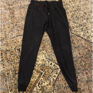 Lululemon Joggers Size 6
